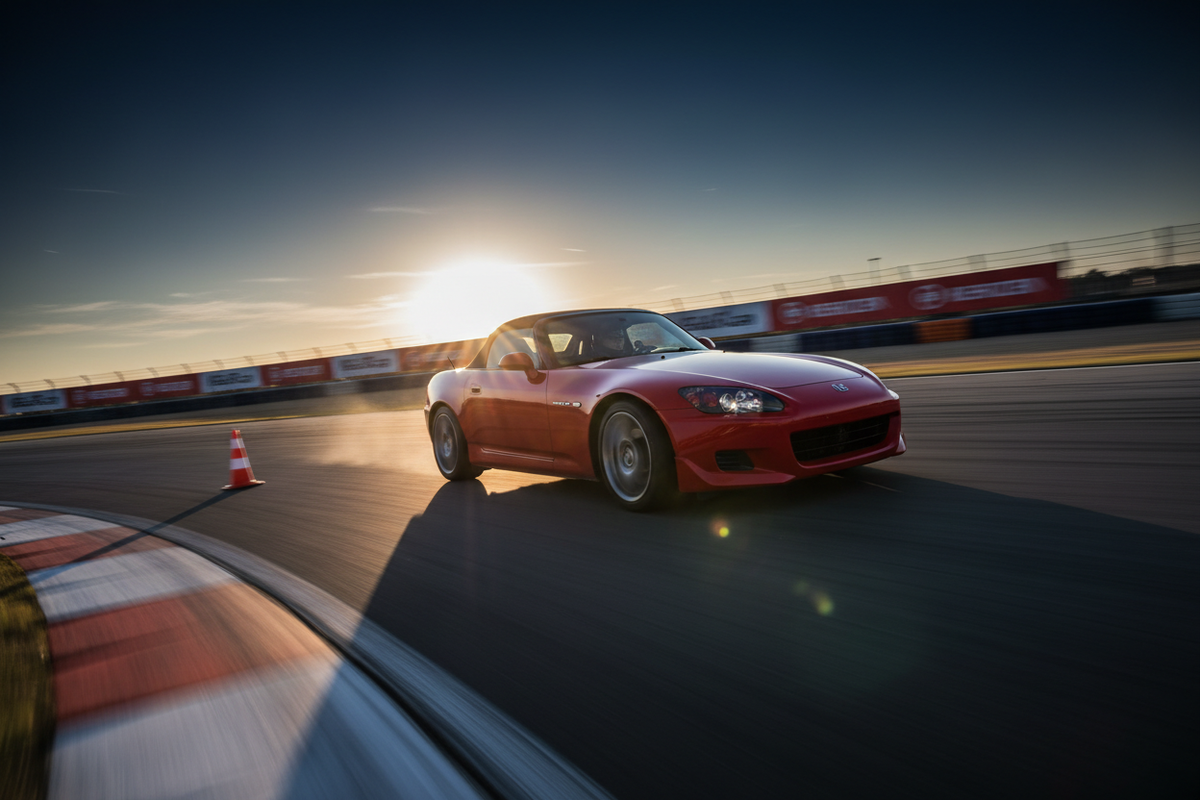 S2000