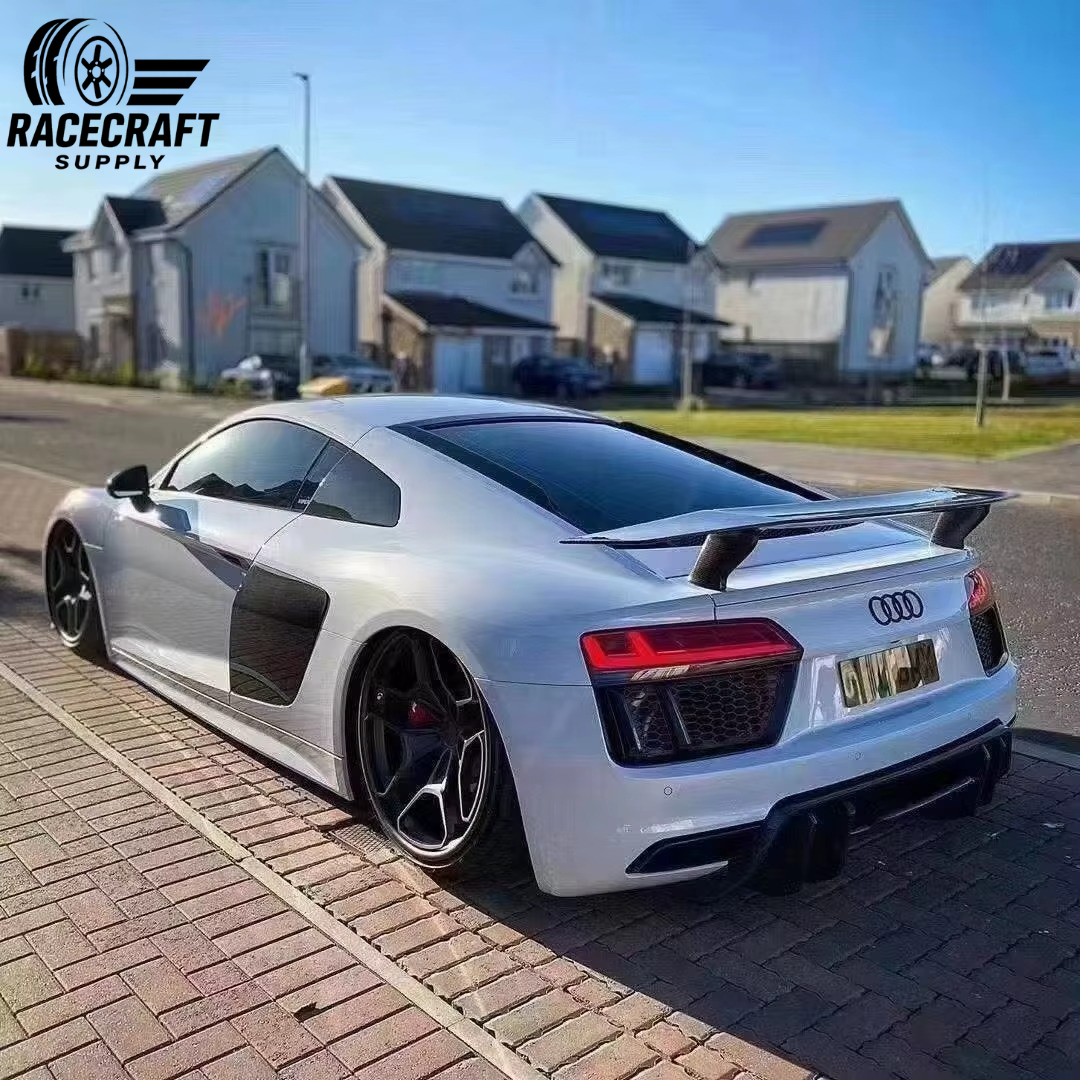 Kit carrosserie complet en carbone type V pour Audi R8