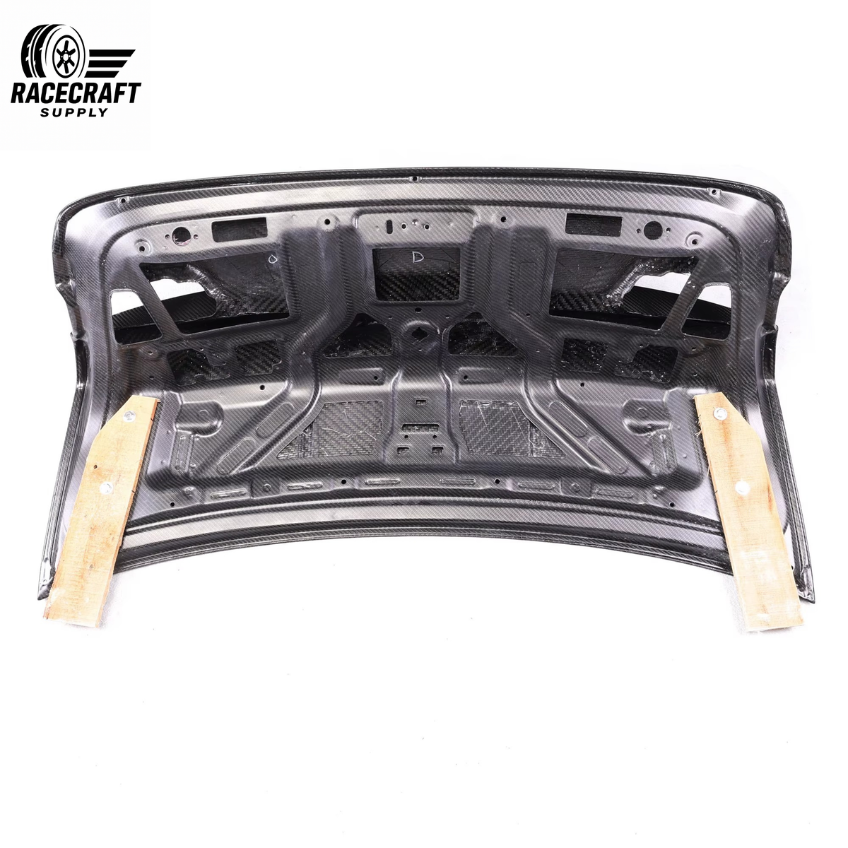 Coffre en carbone sec style CSL pour BMW M3 G80
